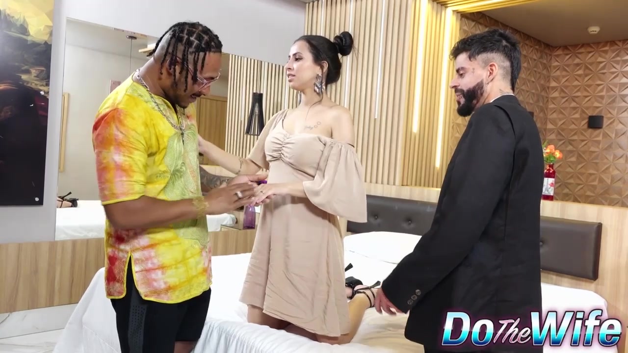 Wife Teh Angel Lets Black Bull Go Ass-to-Pussy