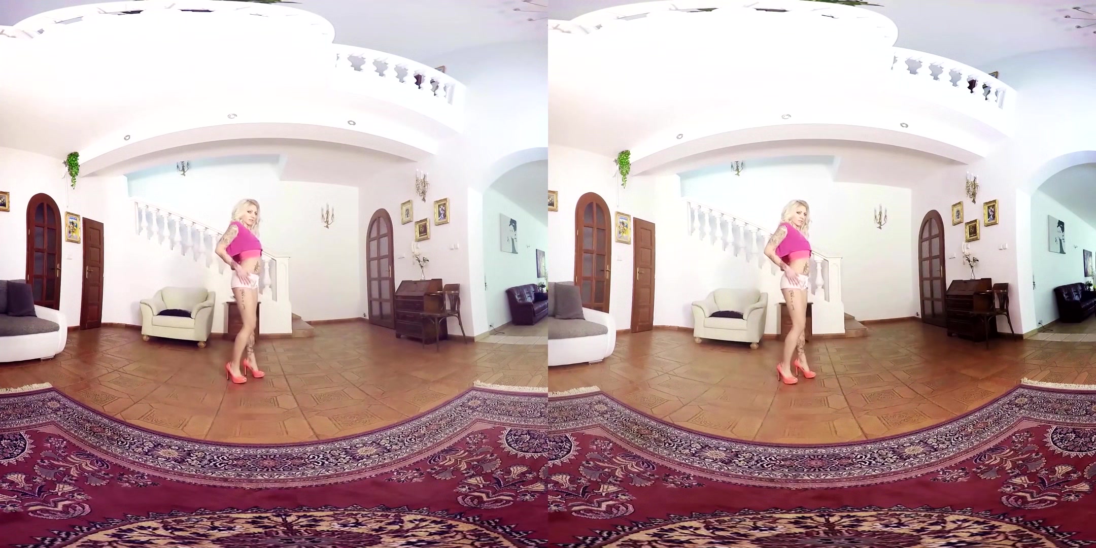 040 - Vanessa Sweet - Blonde Amateur Strip Toying