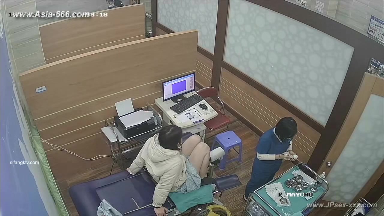 Peeping Hospital patient.27