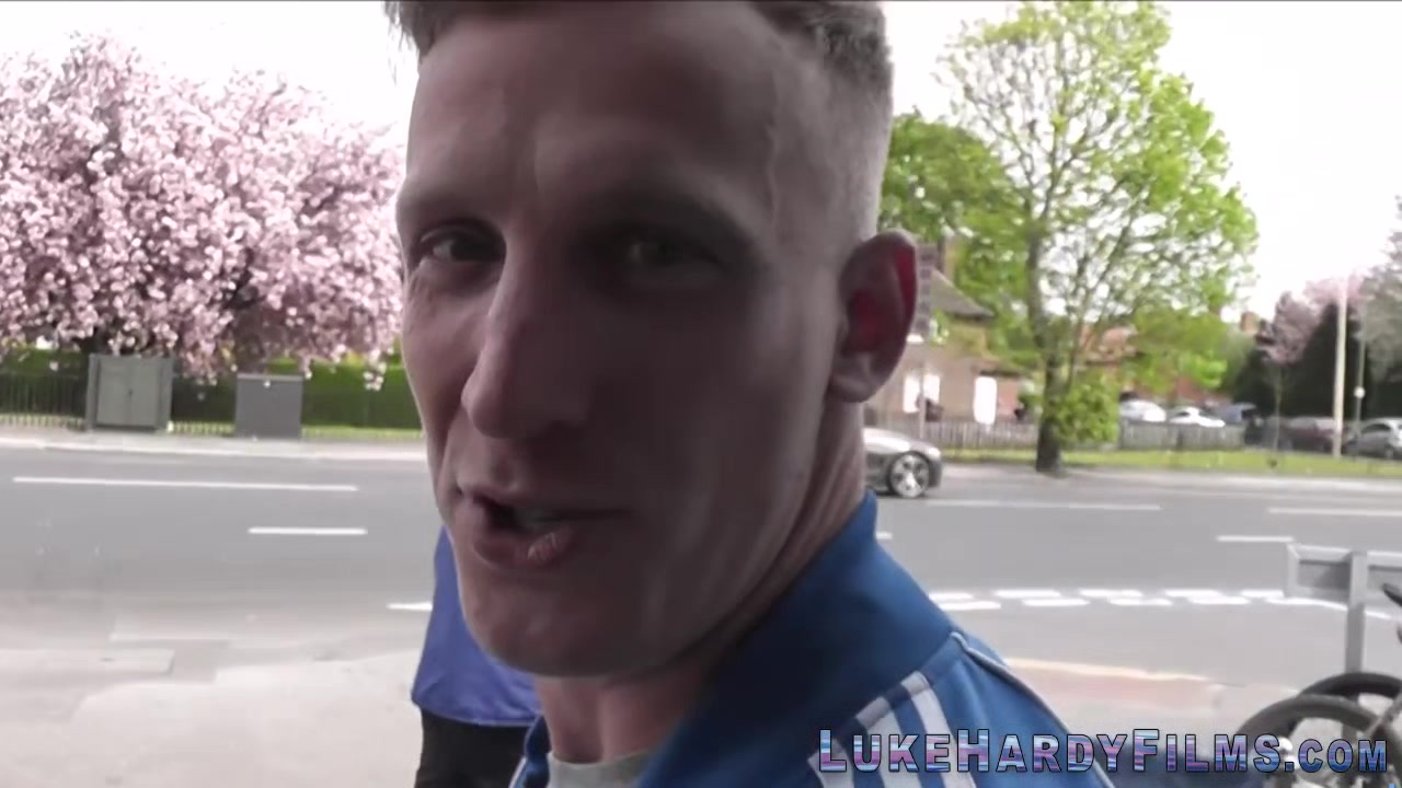 British whore gets pussy railed