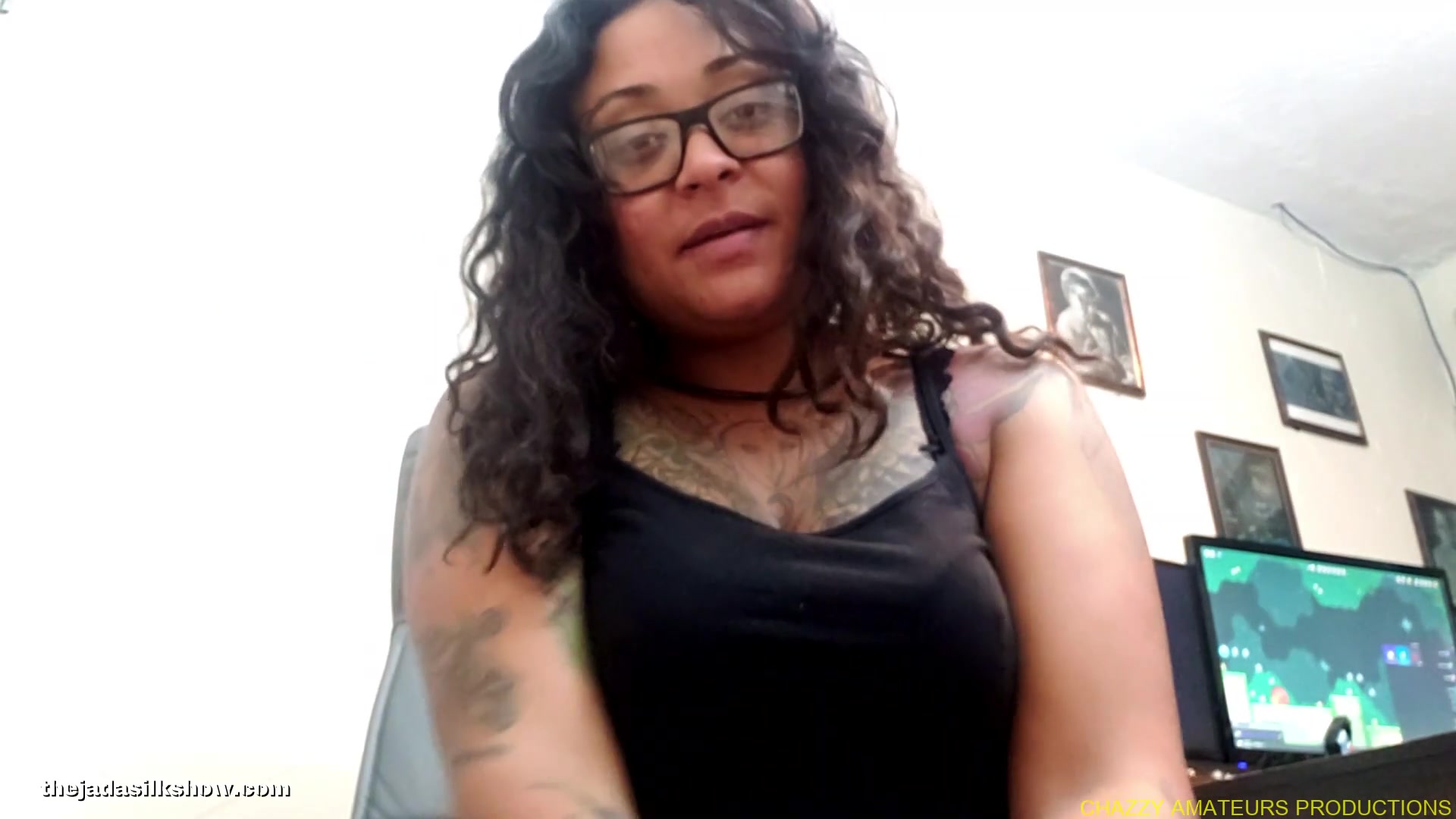 The Jada Silk Breast Worship Show Downloading Enabled - Chazzy Amateurs