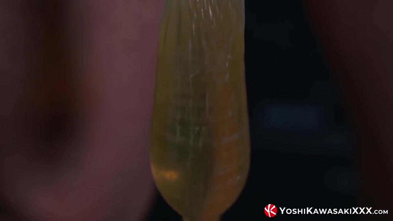 Free Premium Video Xxx - Kinky Yoshi Kawasaki Drinks His Own Pee