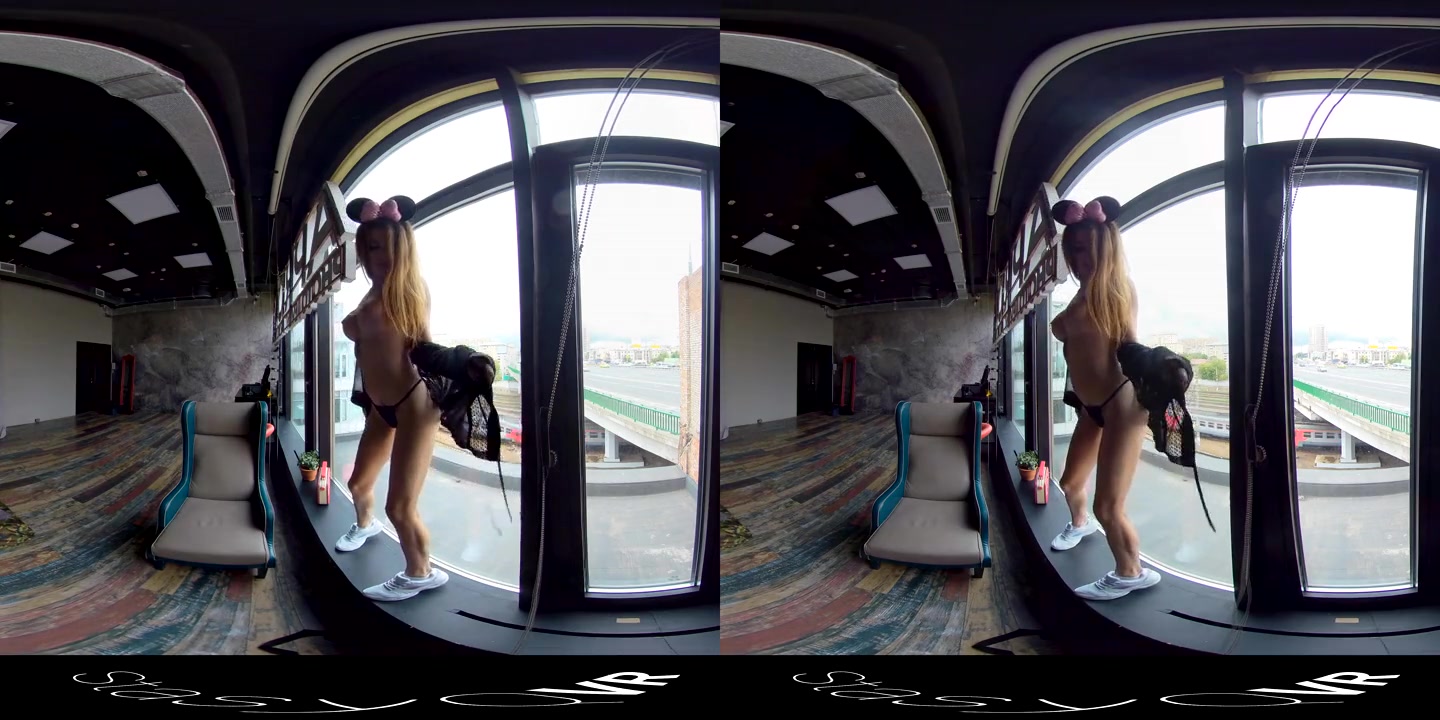 VR porn - Naughty Little Mouse - StasyQVR