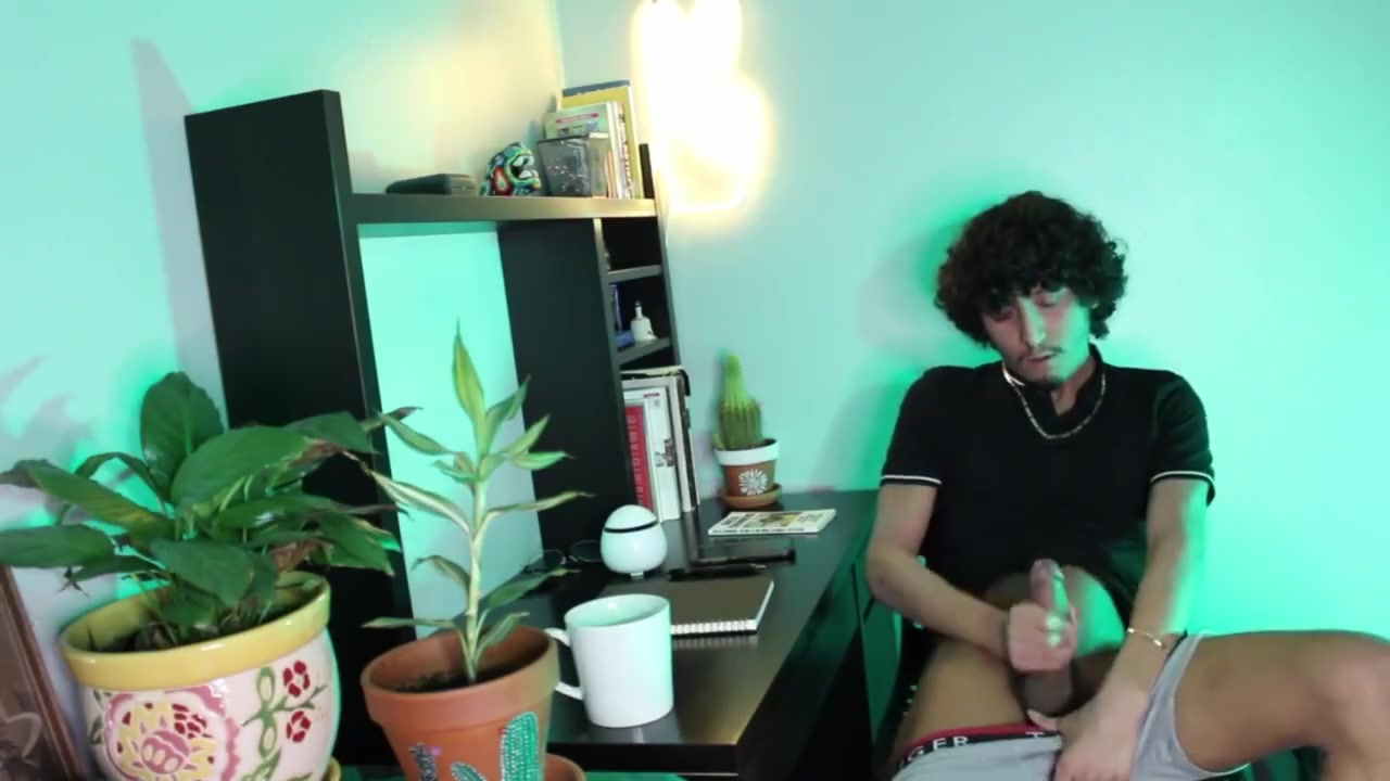 Naughty Romeo Stops Doing Homework To Jack Off