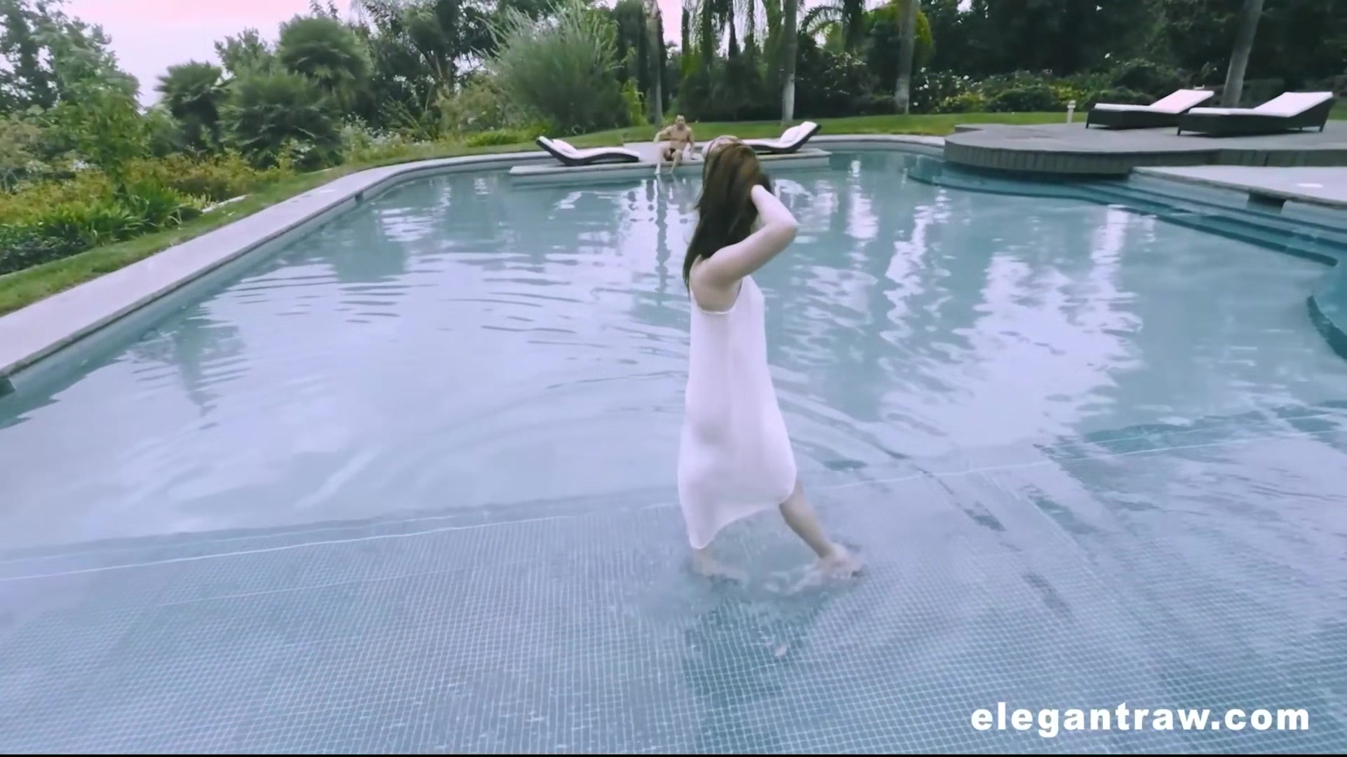 Pornstar Jenna J Ross Fucked in the Pool at ElegantRAW