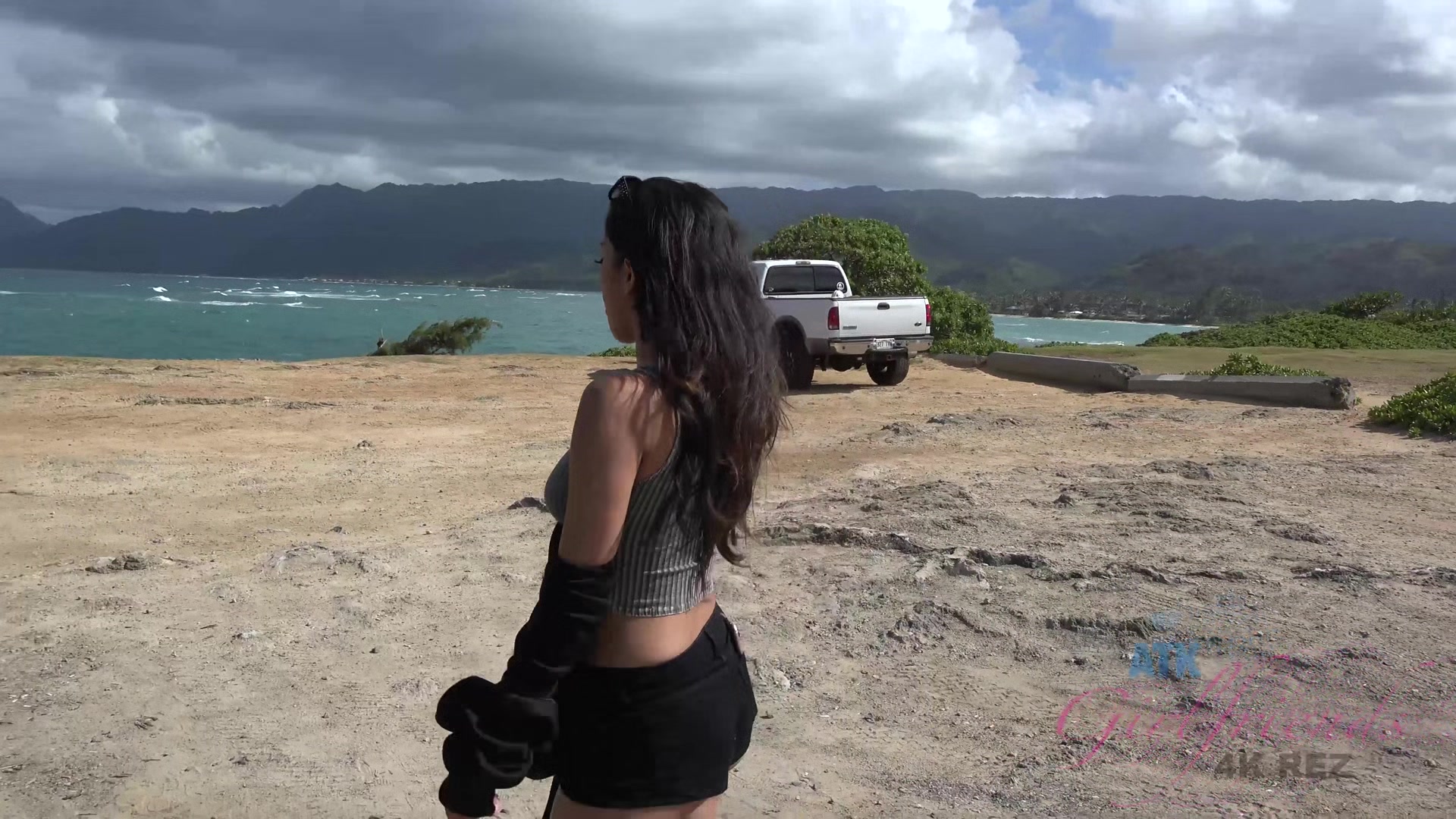 Virtual Vacation Oahu With Sophia Leone 1/2
