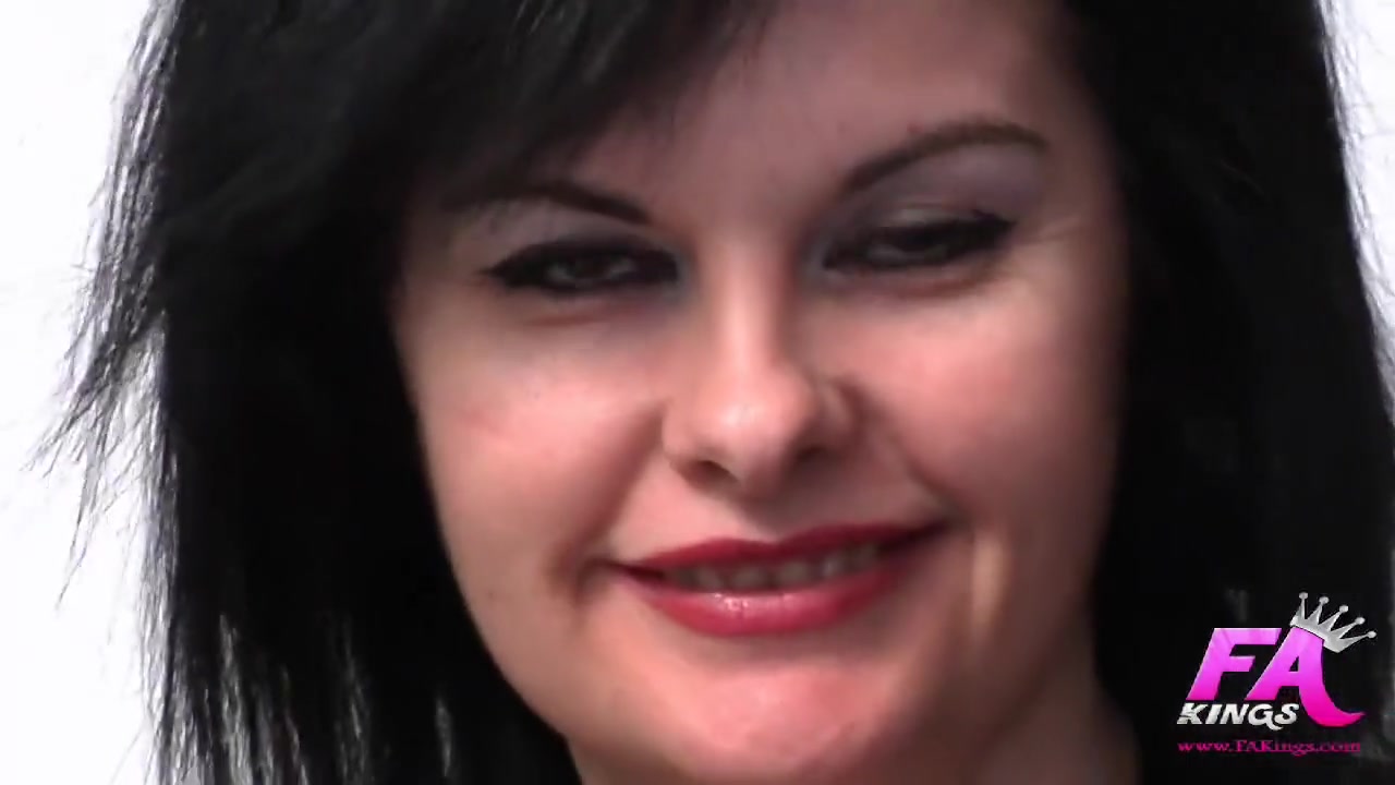 She deflowers her 18 years old son's friend, teaches him to fuck