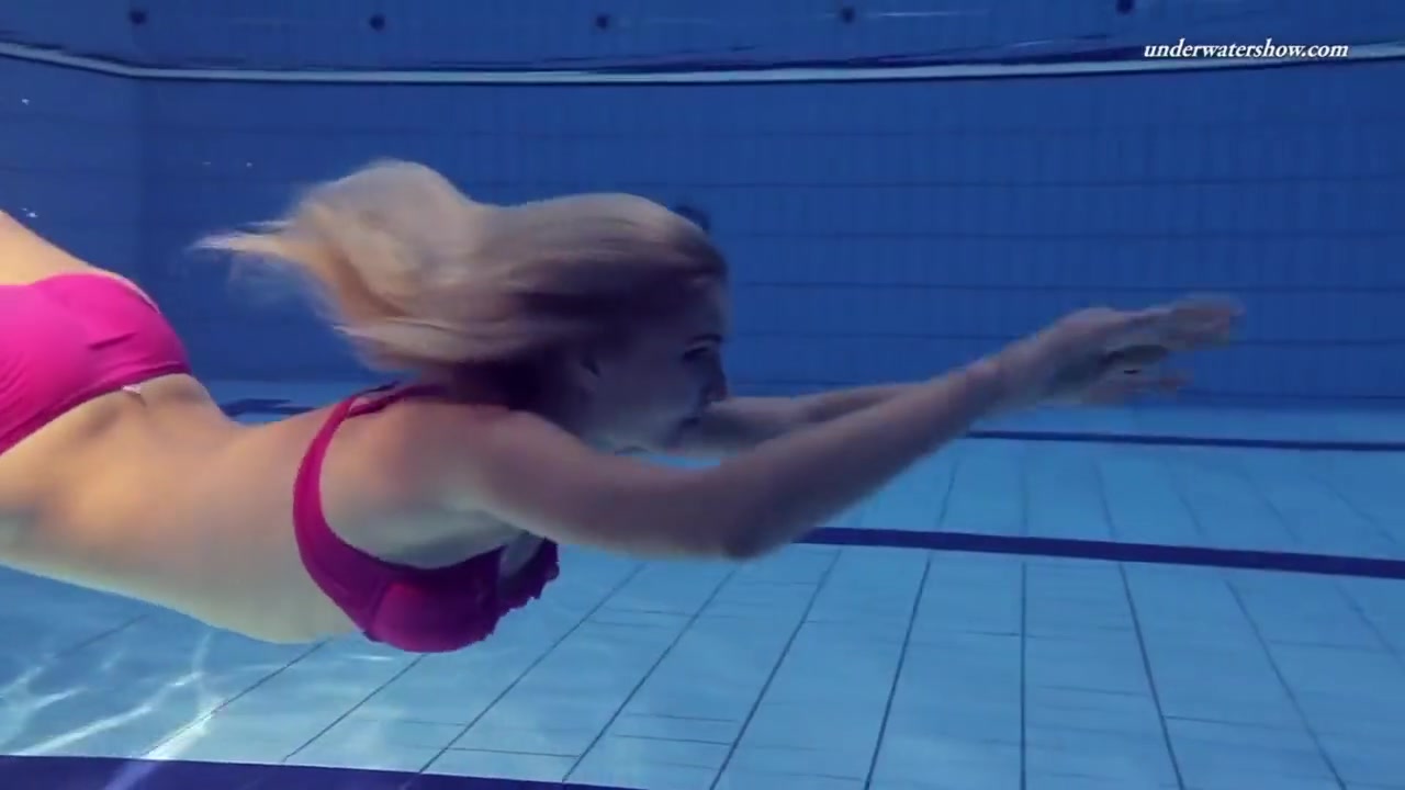 Elena Proklova In Absolute Underwater Blonde Beauty