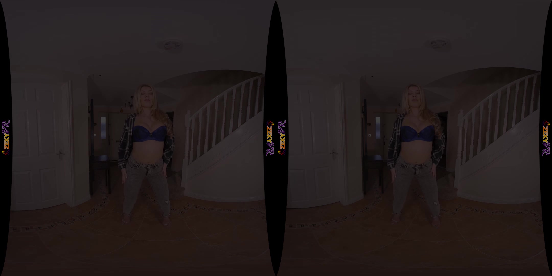 Tease Me featuring Minnie - ZexyVR