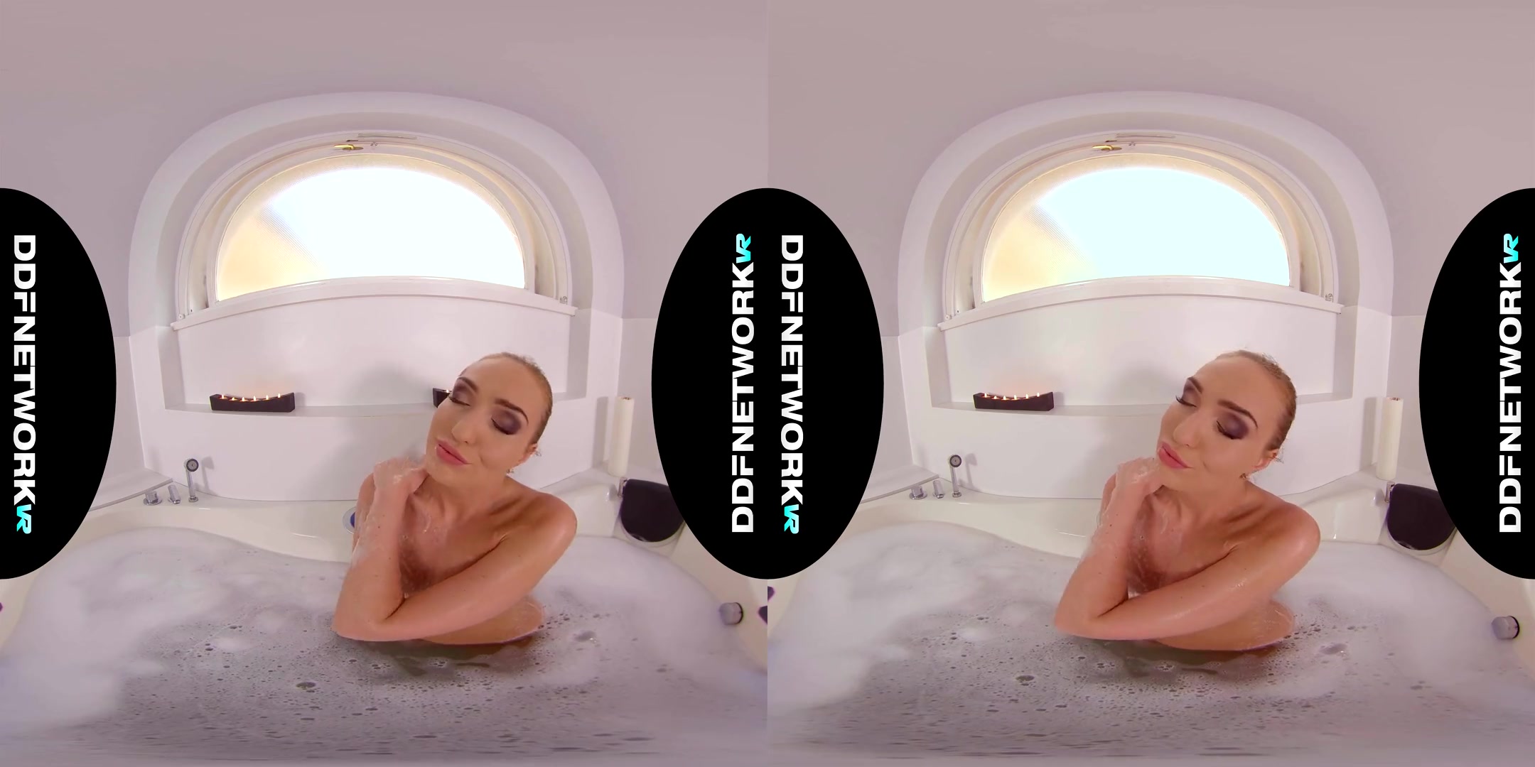 Liza Billberry in Russian Luxury Massage - DDFNetworkVR