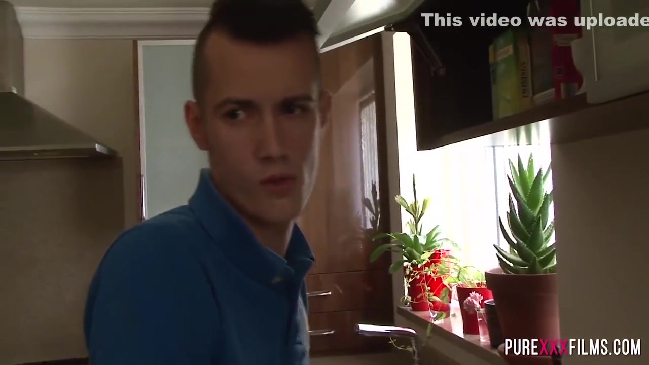 Cougar Loves Fucking Young Guys 13 Min With Brittany Bardot
