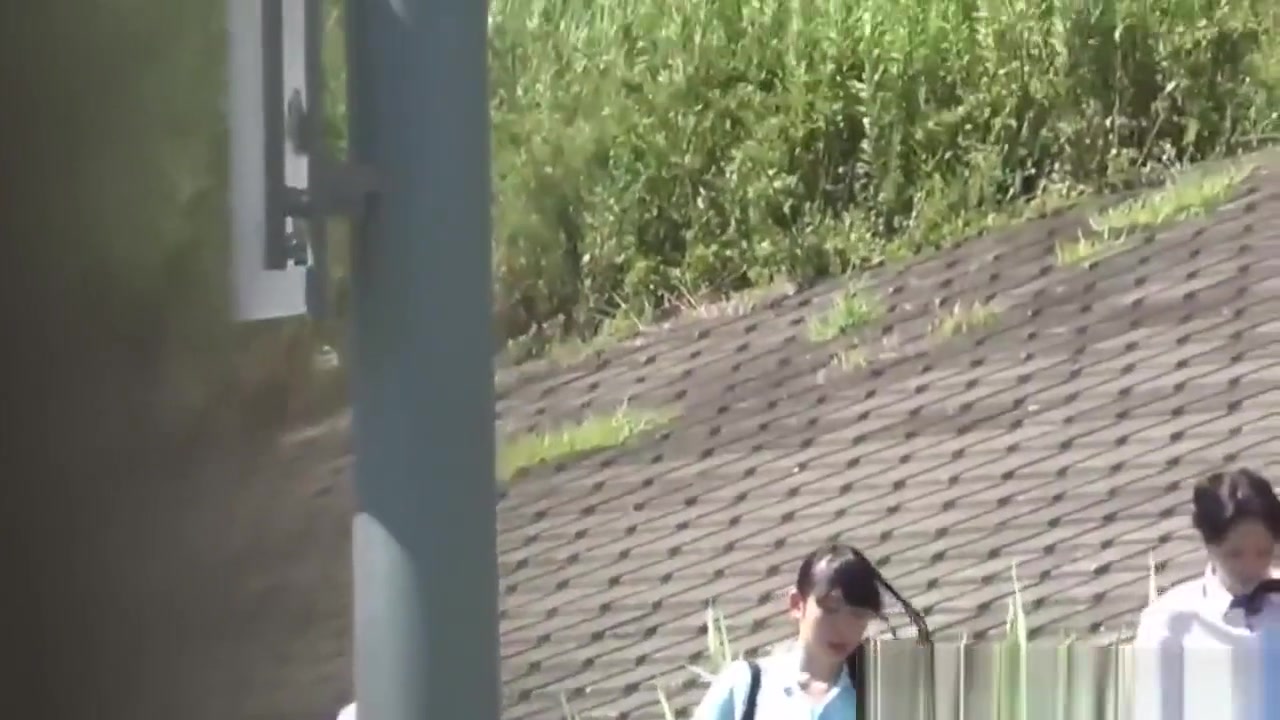 teen 18+ students 18+ Pee Outside