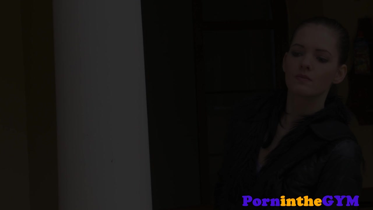 Fitness lezy pussylicked and rimmed in trio