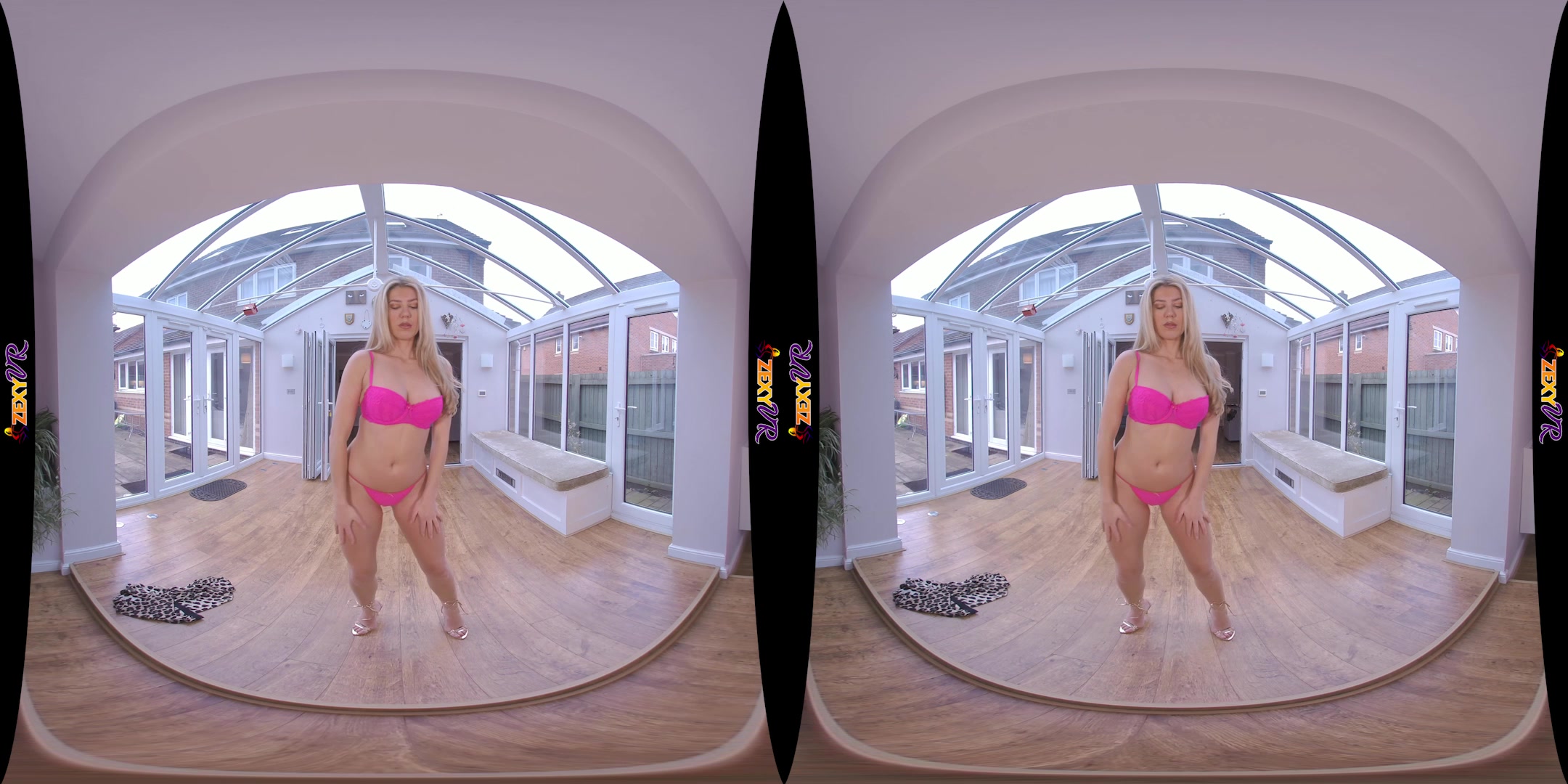Get Me Horny featuring Minnie - ZexyVR