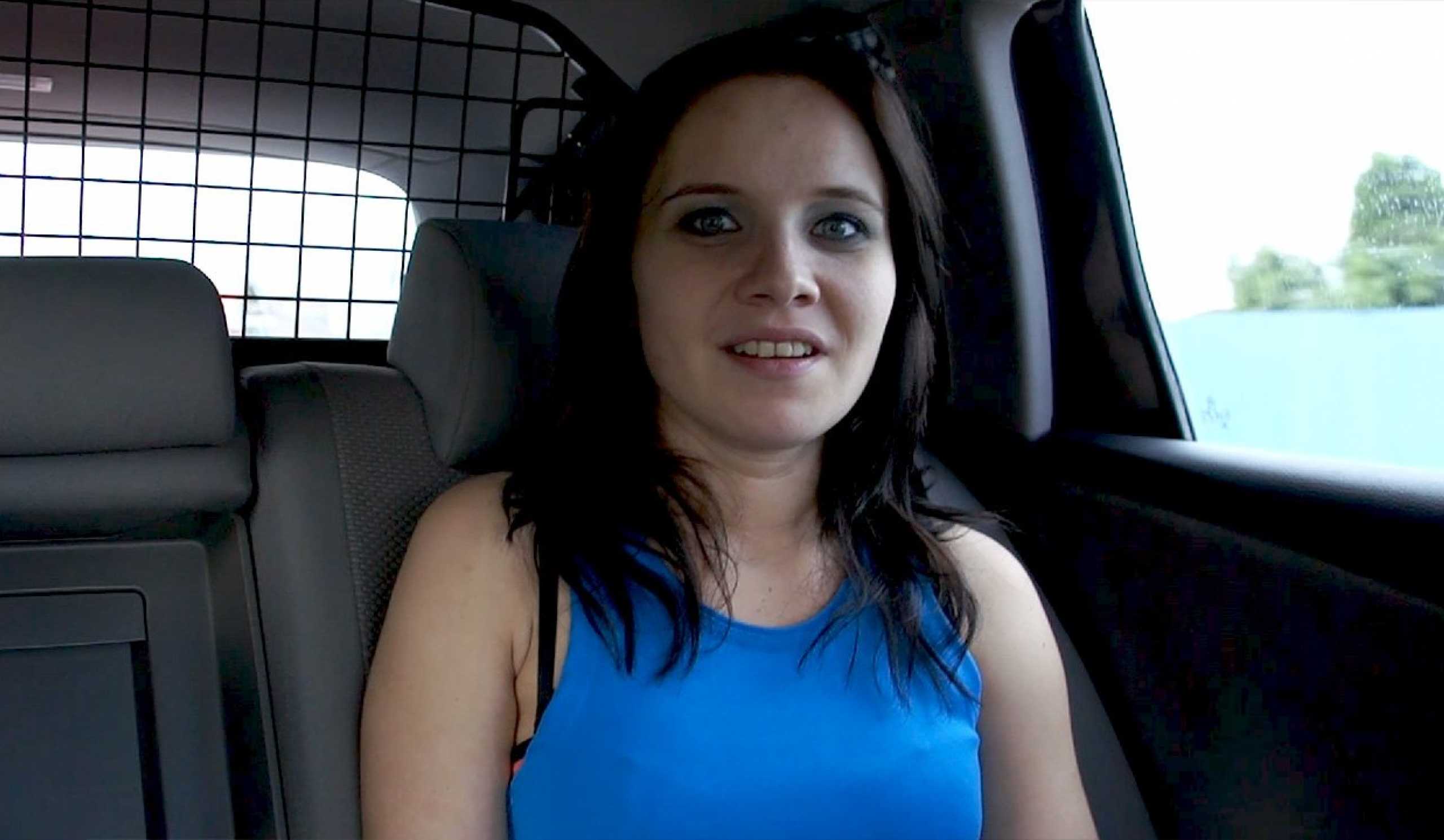 teen 18+ Girl Fucks With A Driver In Public Bathroom - Porncz