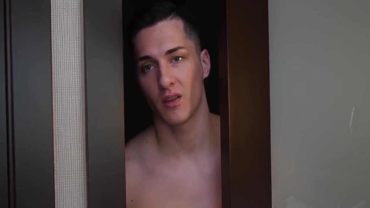 Twink Gets Butthole Stretched Open