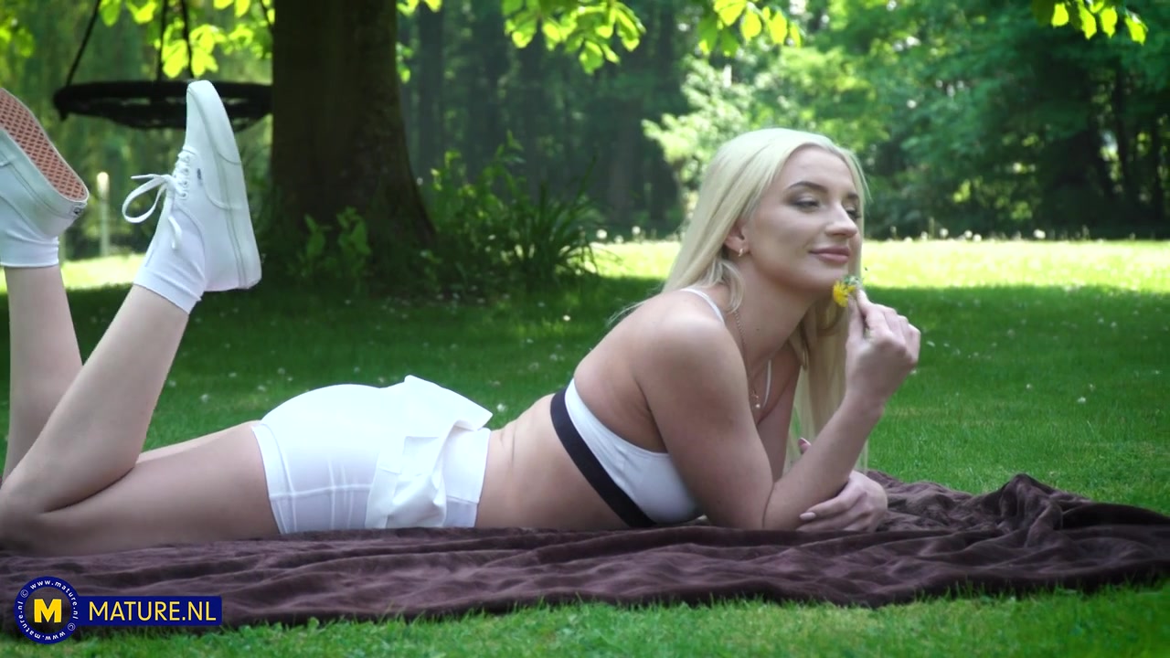 Angel Vidal Is A Hot Young Woman Who Has An Hardcore Public Sexaffair With An Older Man - MatureNl