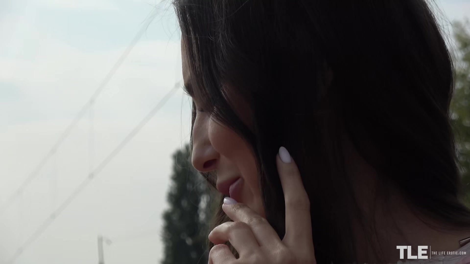 Undercover - Train - Lilu - TheLifeErotic