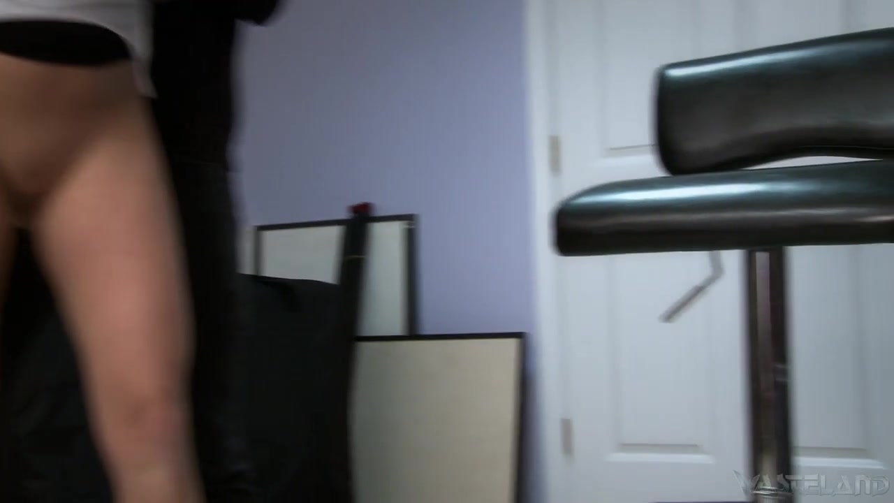 Leila Hazlett & Jada Sinn in Beware Of Men Bearing Gifts - KINK