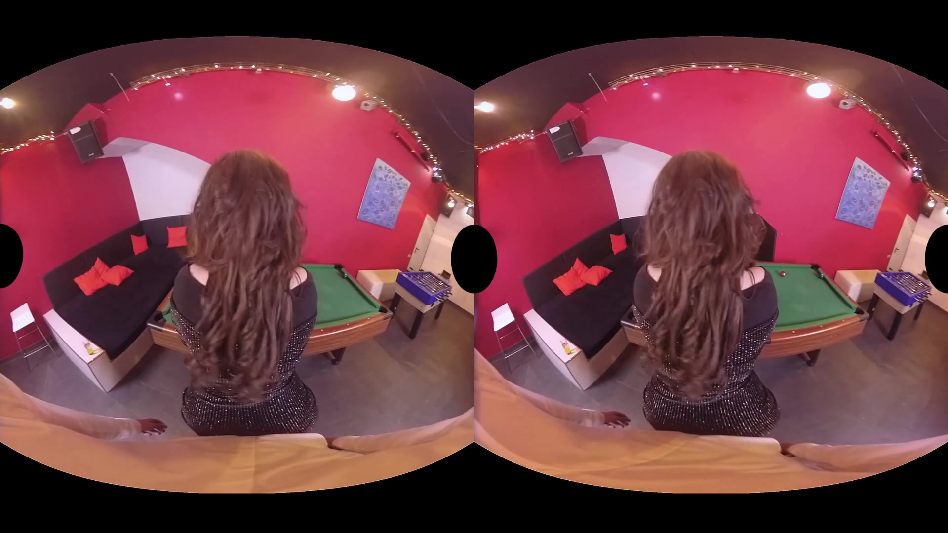 Harmony Reigns Potro de Bilbao in Gothic Girl - VirtualRealPorn