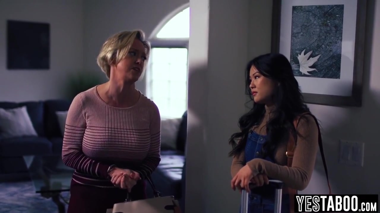 Dee Williams And Lulu Chu In Asian Teenage 18+ Fucks Stepmoms Large-breasted Bestie
