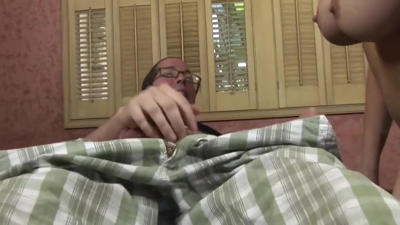 A Milf With Big Breasts Gets Fucked In The Pussy - Kasey Grant