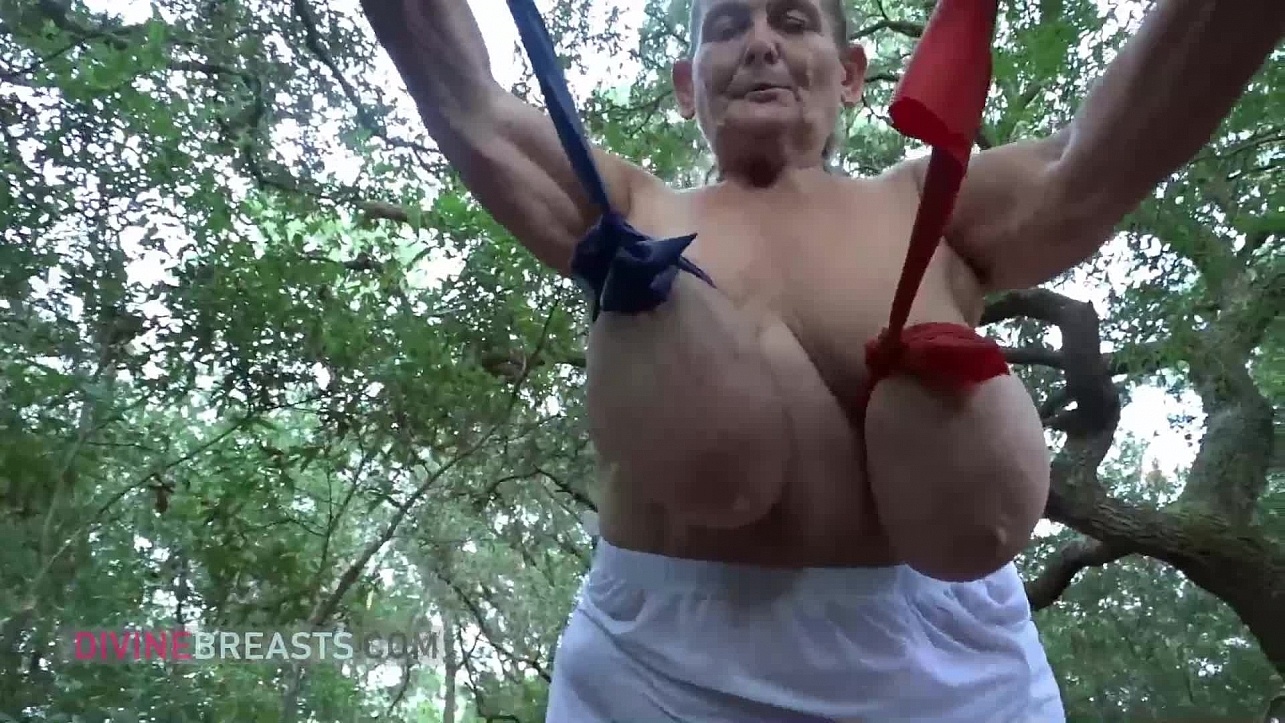 Sarahs Tied Up Titty Tugs