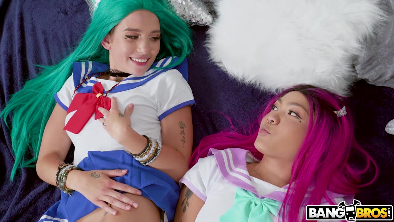 Cosplay Overload UWU