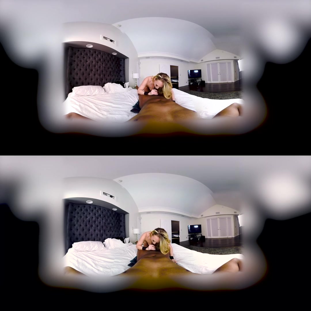 AJ Applegate in The GFE Collection: Hungry Kitty - HoloGirlsVR