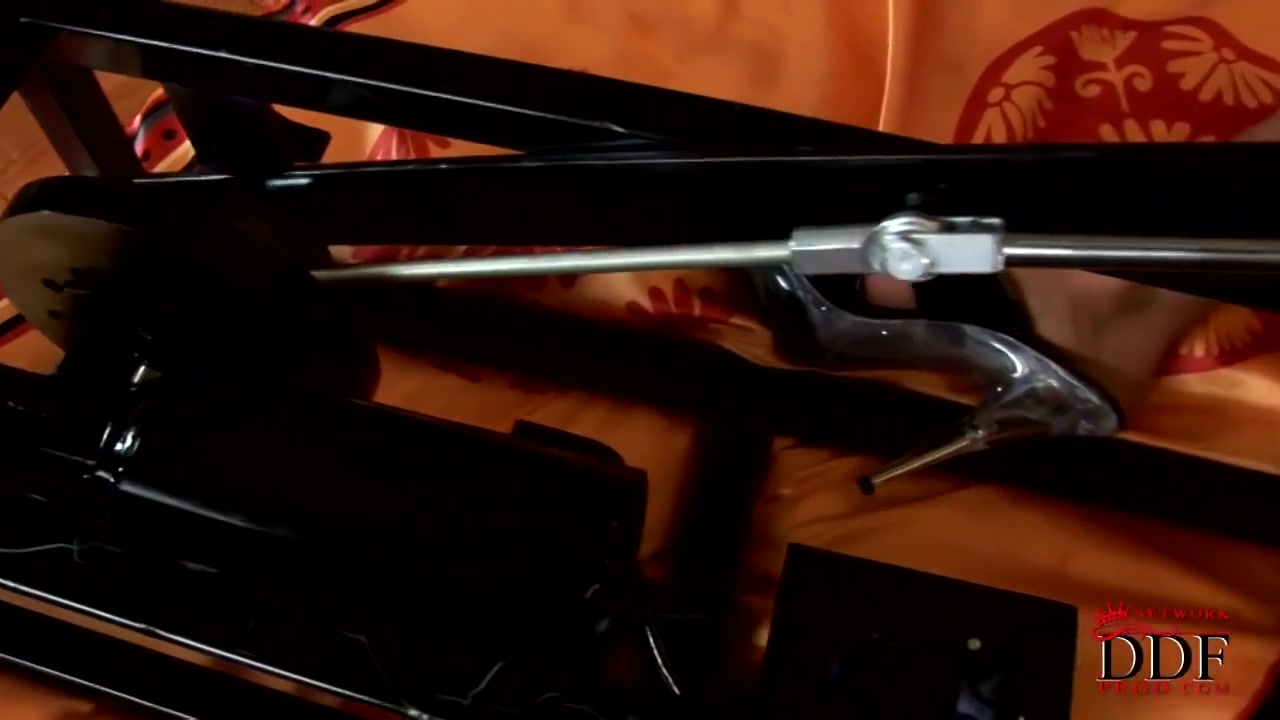 Ginger B - Mechanical Fucking