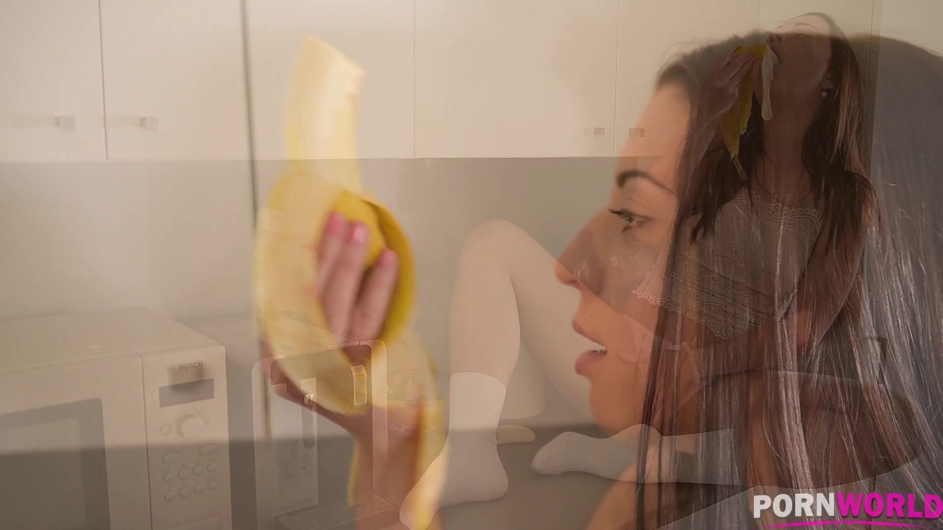 Shorty Craves A Schlong: Brunette teen 18+ Wants to Bone - PornWorld