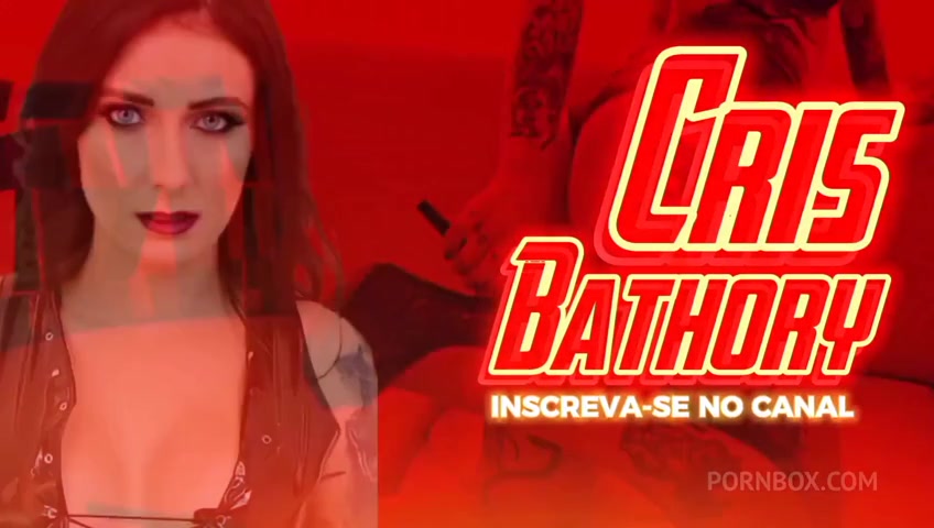 squirting from bitch Cris - PissVids