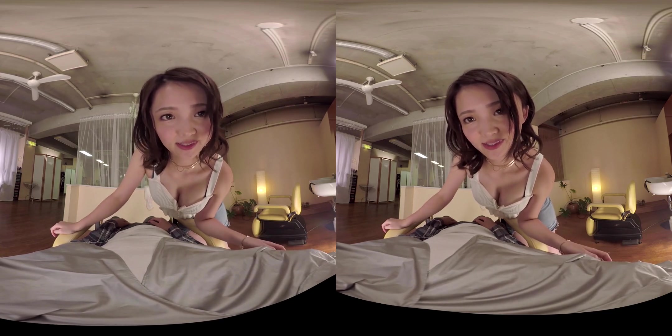 Rui Hizuki in Rui Hizuki Temptation Salon 1 - DreamTicketVR