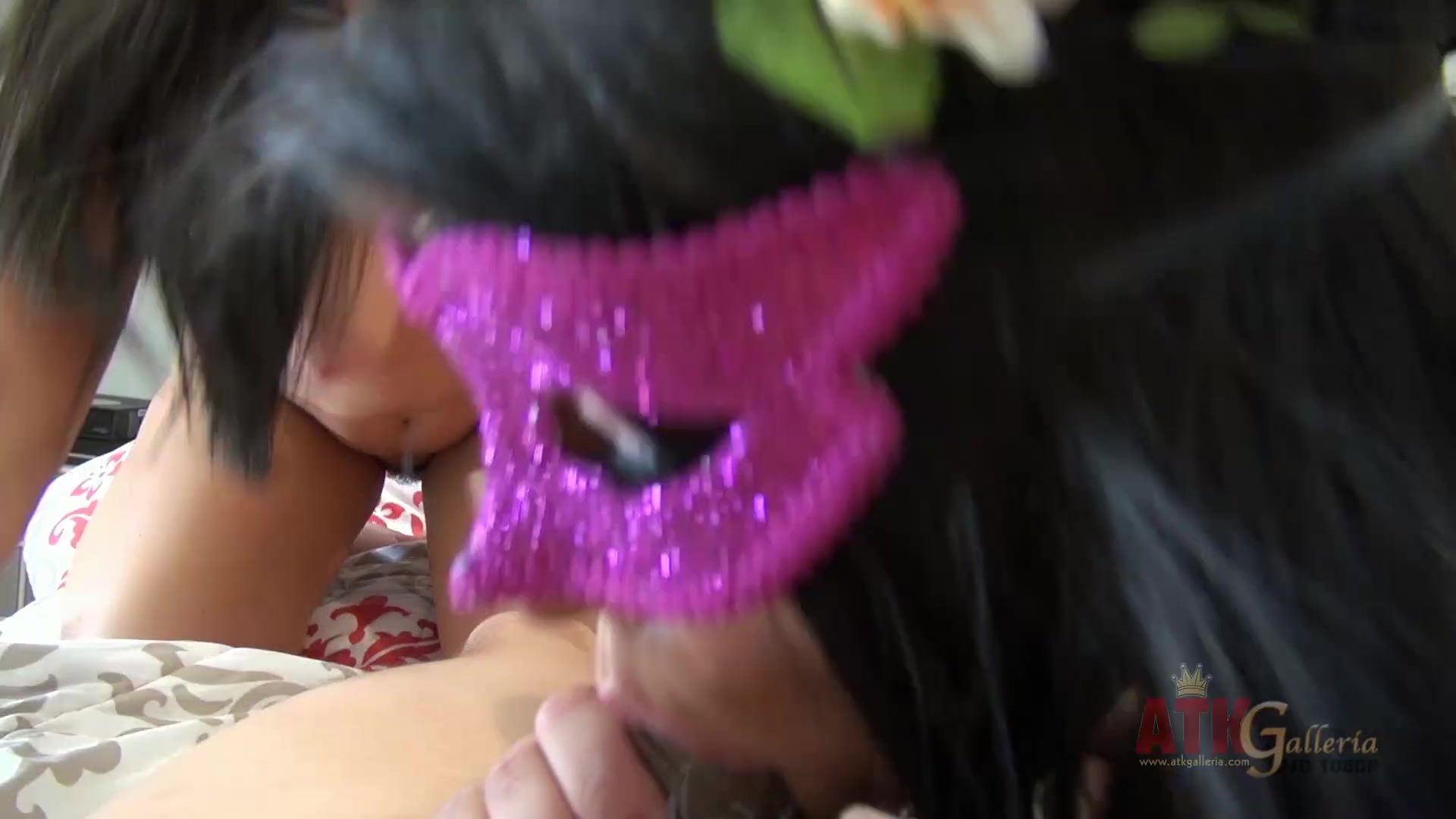 Belle Noire and Adriana Chechik are going crazy by the end of this date