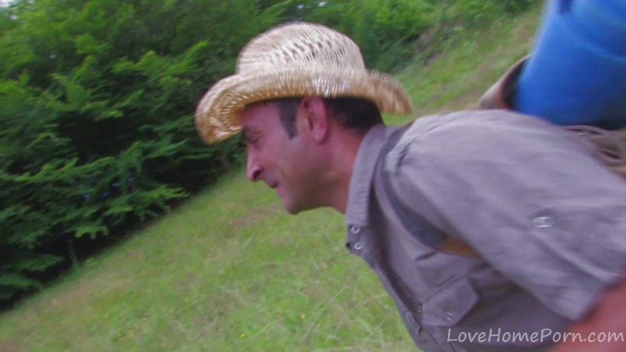 How To Survive A Babe In The Jungle