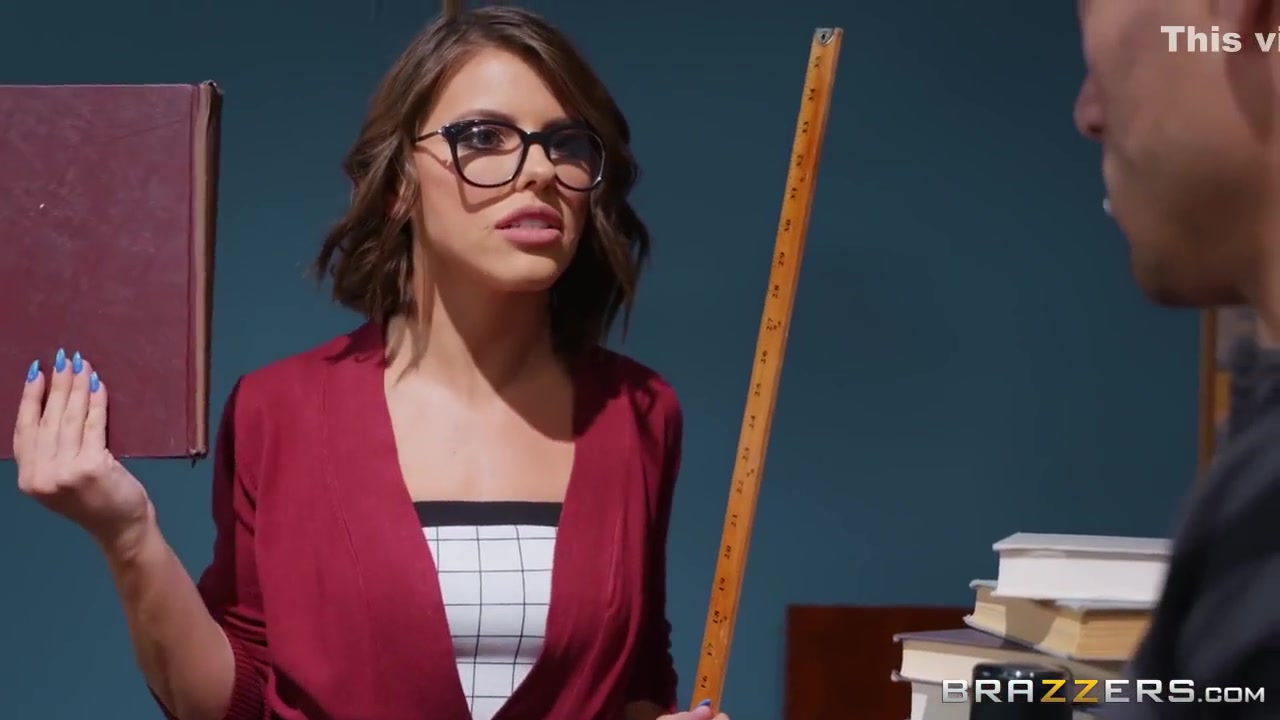 Perverted Shows Her Nice Tits To Xan - Xander Corvus And Adriana Chechik