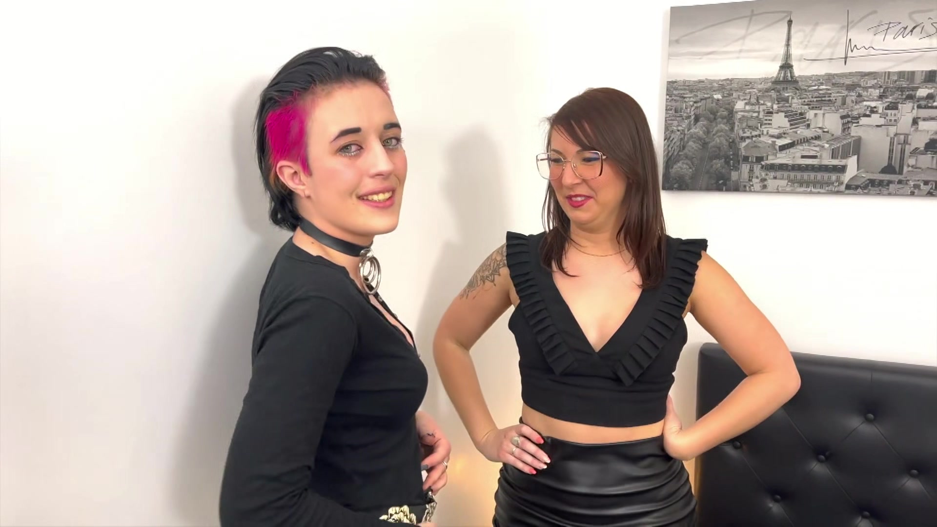Leila melts for Lexie, with whom she will use many sex toys for new pleasures!
