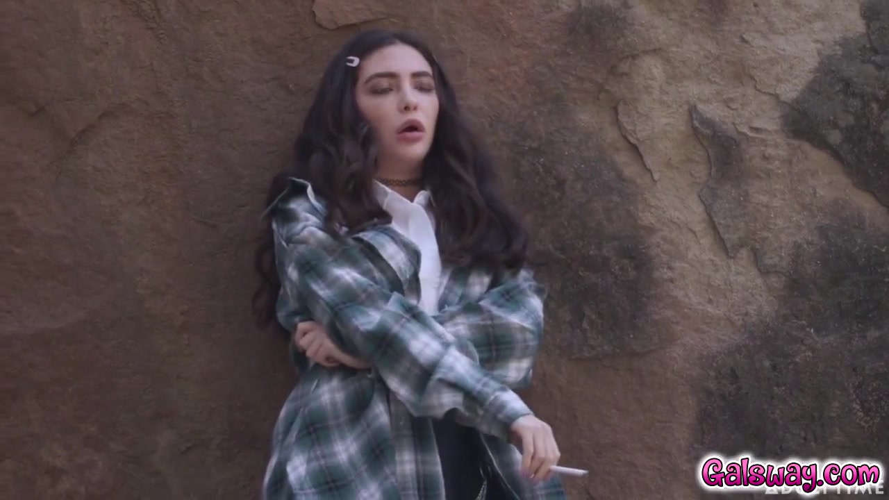 April Olsen And Jane Wilde In Leads To Have Lesbian Sex