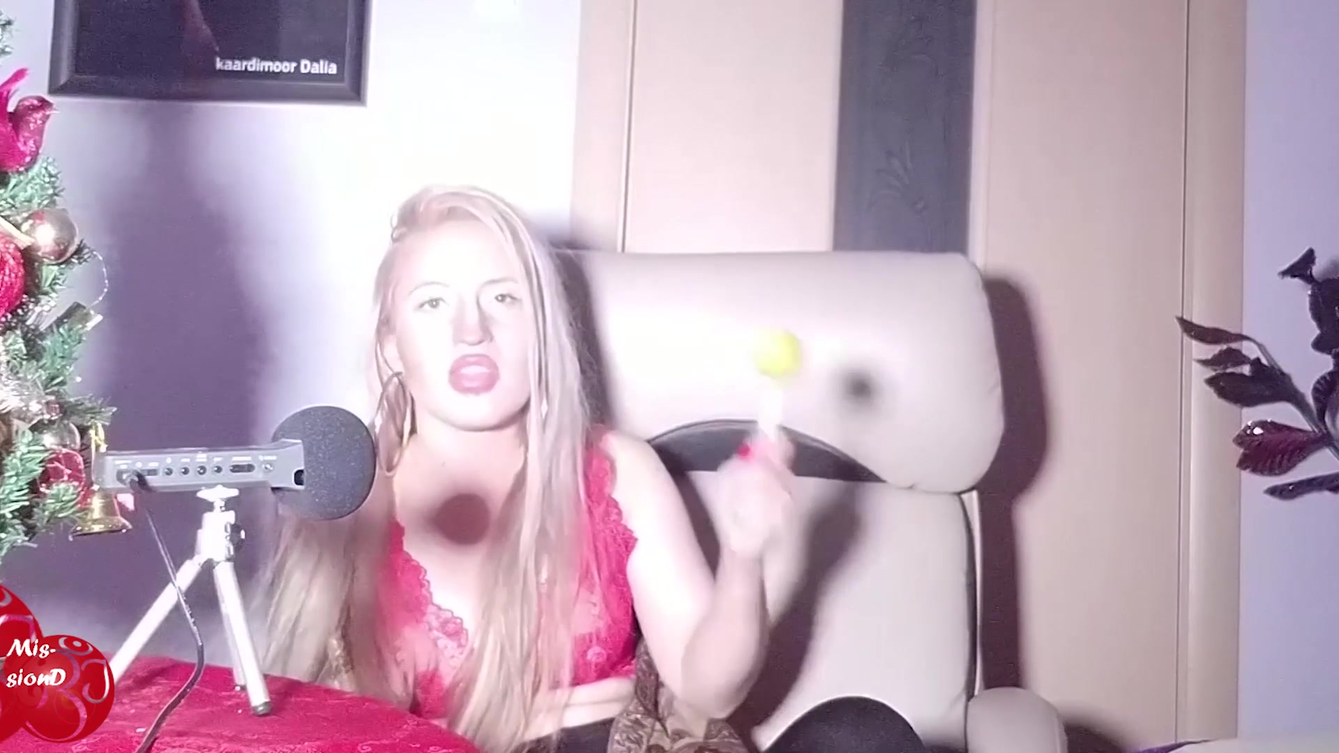Lollipop Licking And In Russian Speaking - Sex Movies Featuring Findom Goaldigger