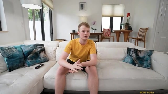 Stepmoms Favorite Position - S3:E8 - Momlover