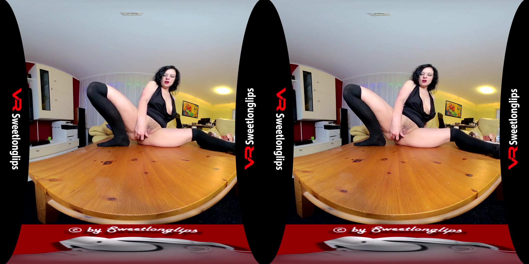 Stiftung Dildotest - Horny German Amateur Masturbating