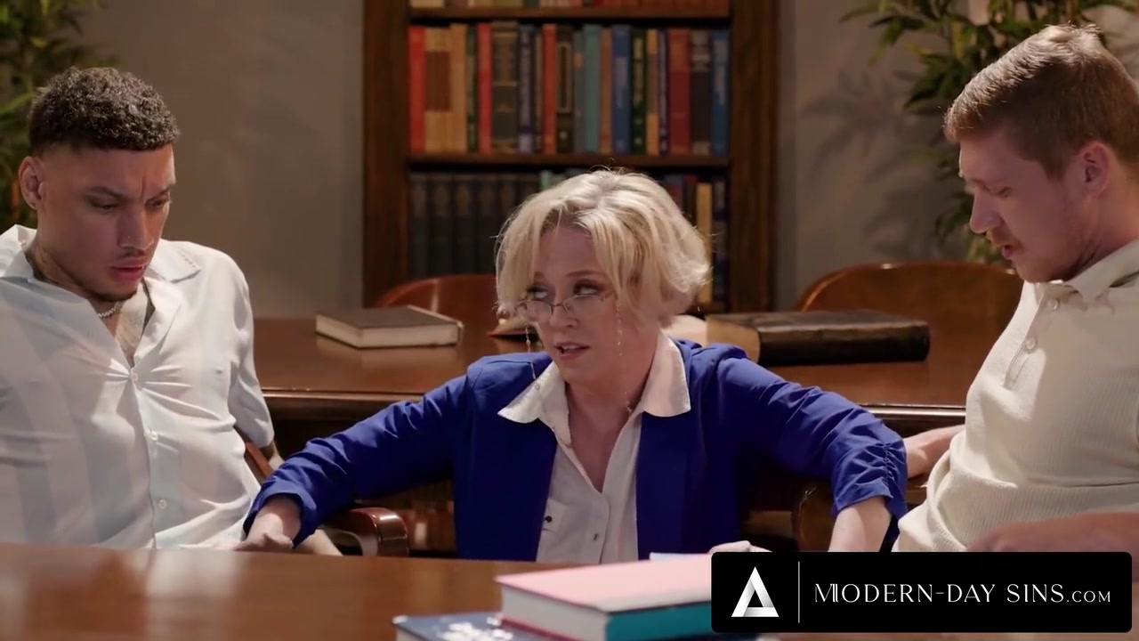 Oliver Flynn And Air Thugger - Hot Librarian Milf Gets Double Creampied