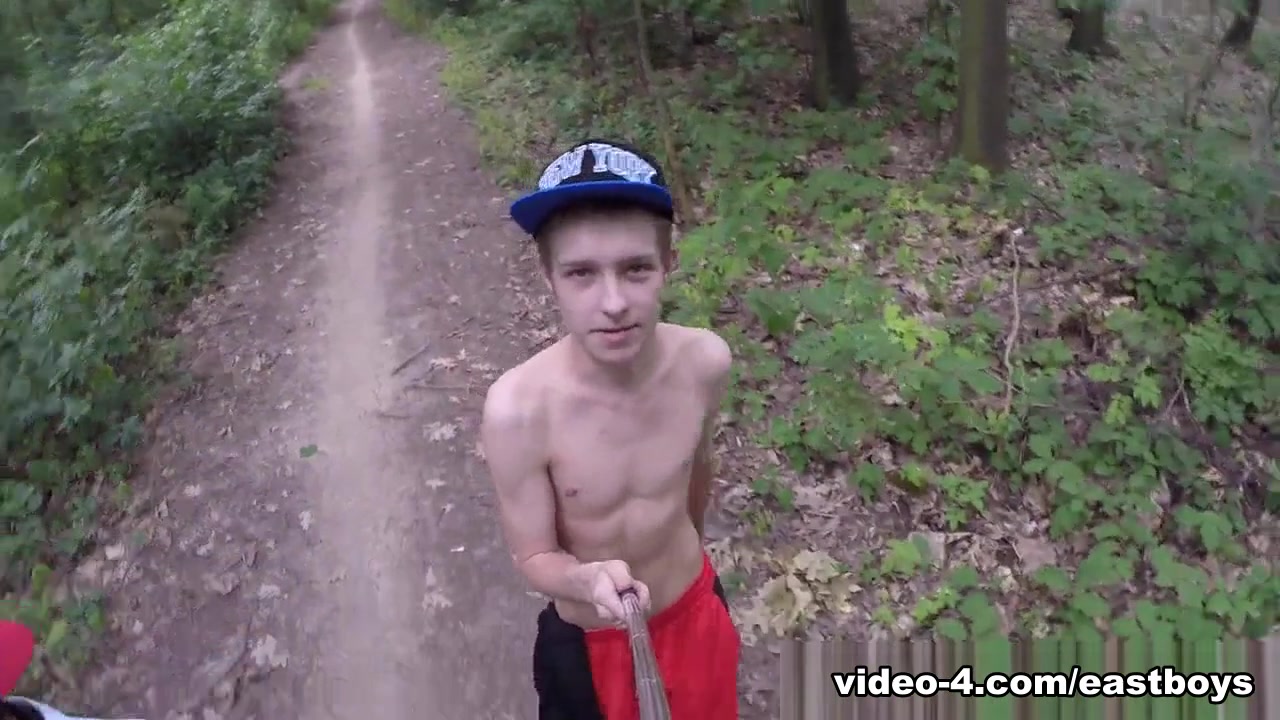 Cute Twinks Enjoying a Adventure Holidays - EastBoys