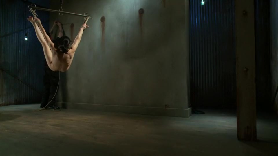 Elise Graves - DESTROYED!!!!!!!