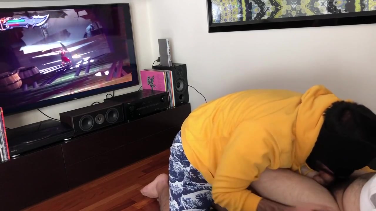 Getting Sucked And Fucking Bb While Playing God Of War