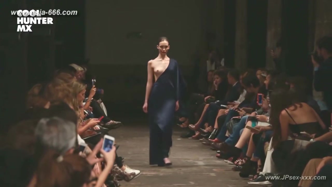 Braless Trends in Women's Fashion Style Compilation for Adventurous Dressers.6