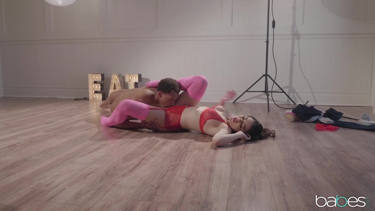 Lana Rhoades & Ricky Johnson in Fitness Finesse - BlackIsBetter