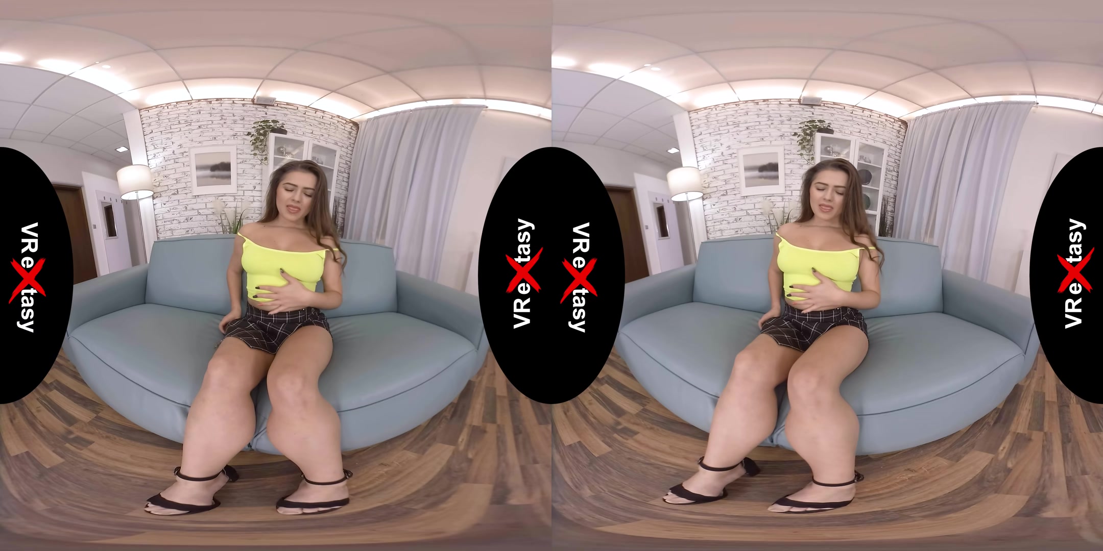 Serina Gomez - Favorite Toy - VReXtasy