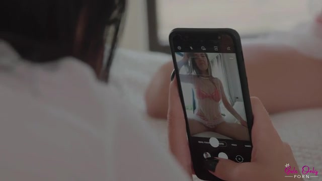 Taking Pictures And My Body - S7:E10 - Nubilefilms