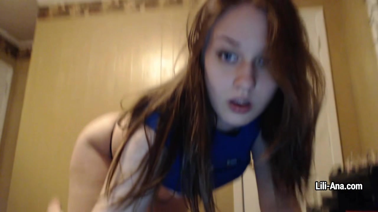 Booty teen 18+ Lili Ana masturbates on cam after undressing